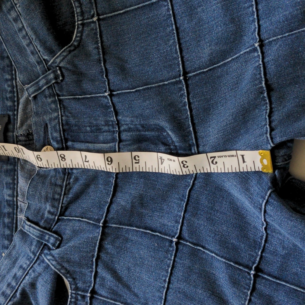 Lee's Riveted Jeans - Picture 13 of 17